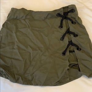 Mango green skirt with black ties, size M